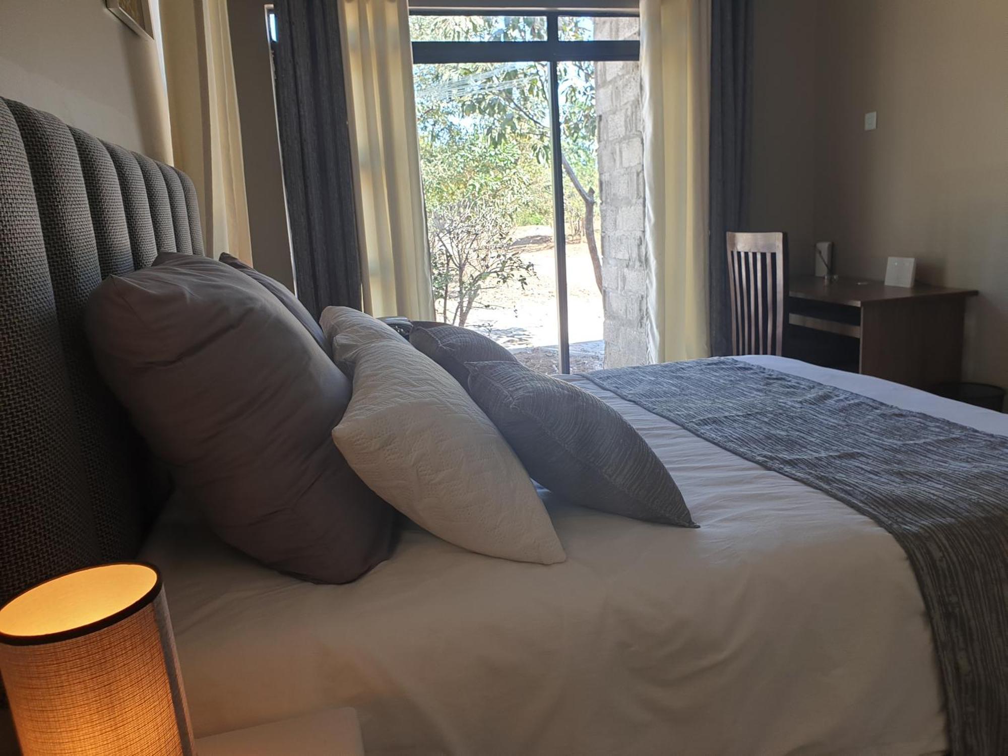 Villa Lombe, Off Great East Road, Silverest Silver Rest Buitenkant foto