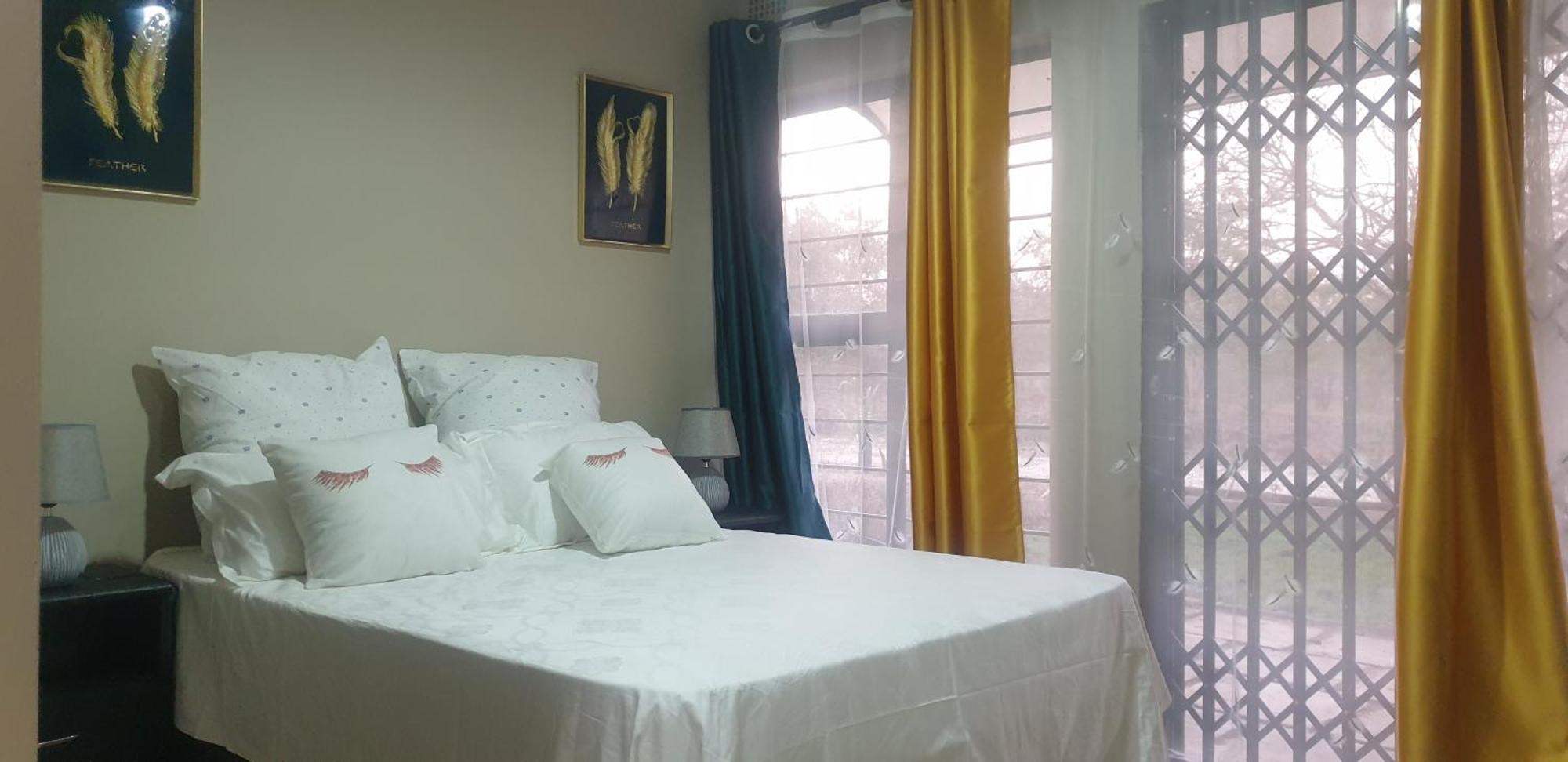 Villa Lombe, Off Great East Road, Silverest Silver Rest Buitenkant foto